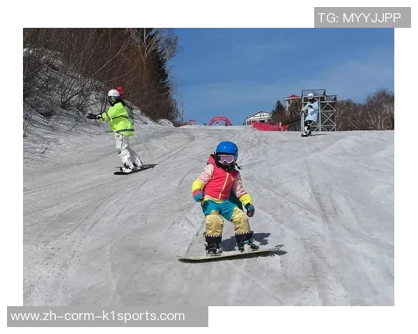海兰江滑雪场新雪季暨州总工会员工滑雪技术训练发动 海兰江滑雪场新雪季暨州总工会员工滑雪技术训练发动